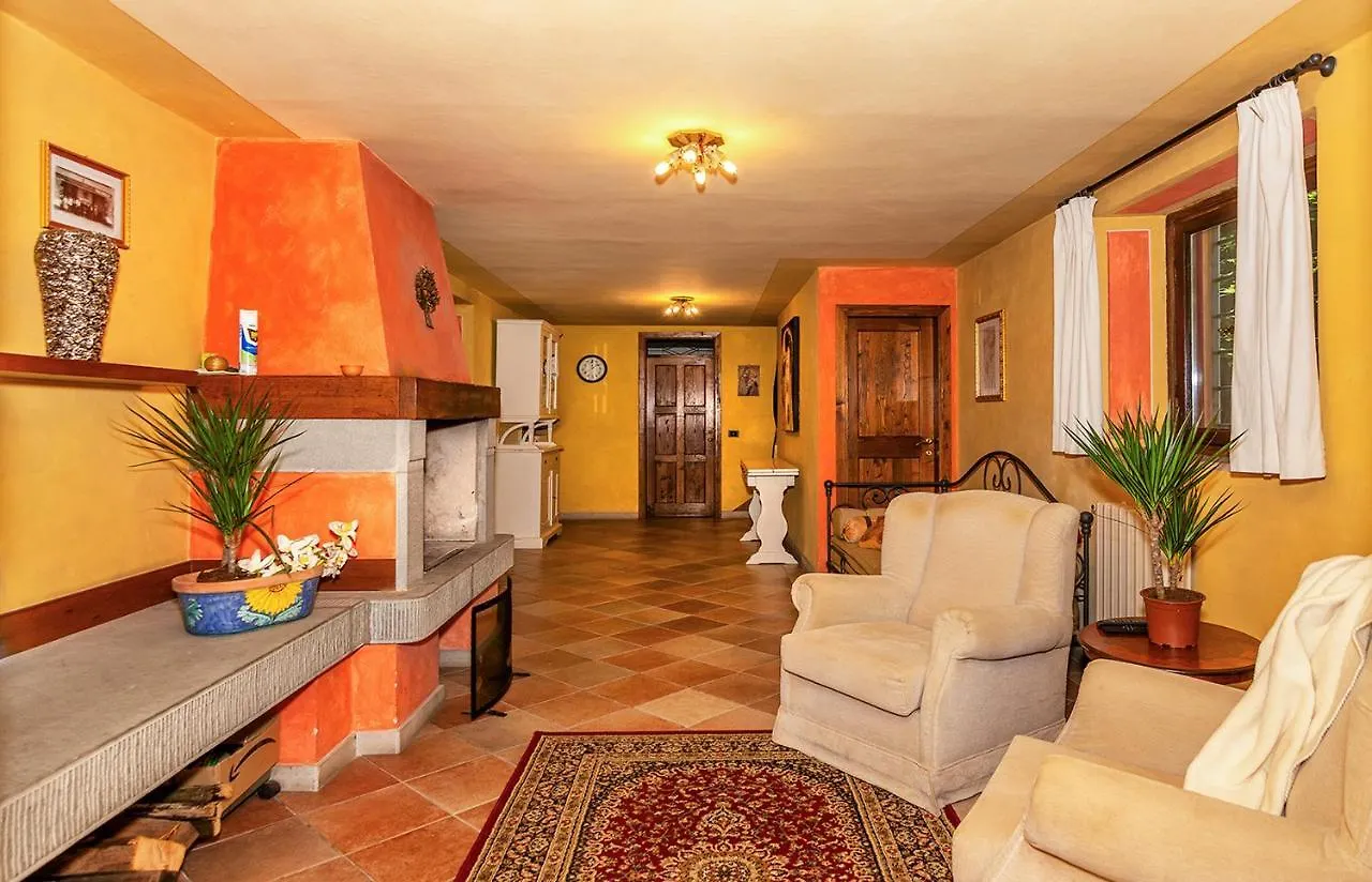 Villa Cecilia, Facing Lucca'S City Walls Italy