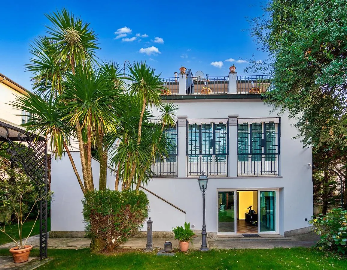 Villa Cecilia, Facing Lucca'S City Walls إيطاليا